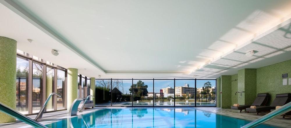 Melia Braga Hotel & Spa المظهر الخارجي الصورة The pool
