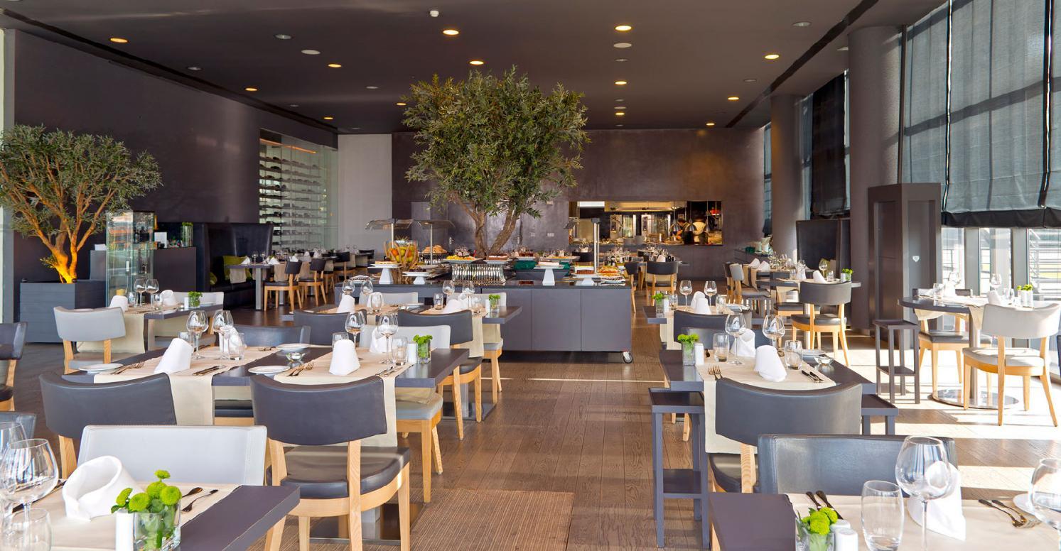 Melia Braga Hotel & Spa المظهر الخارجي الصورة Restaurant